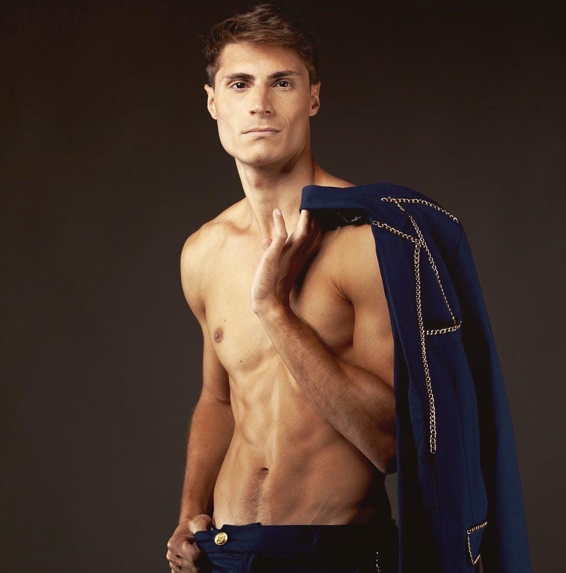 Luca — Model & Host in Milano photo 4