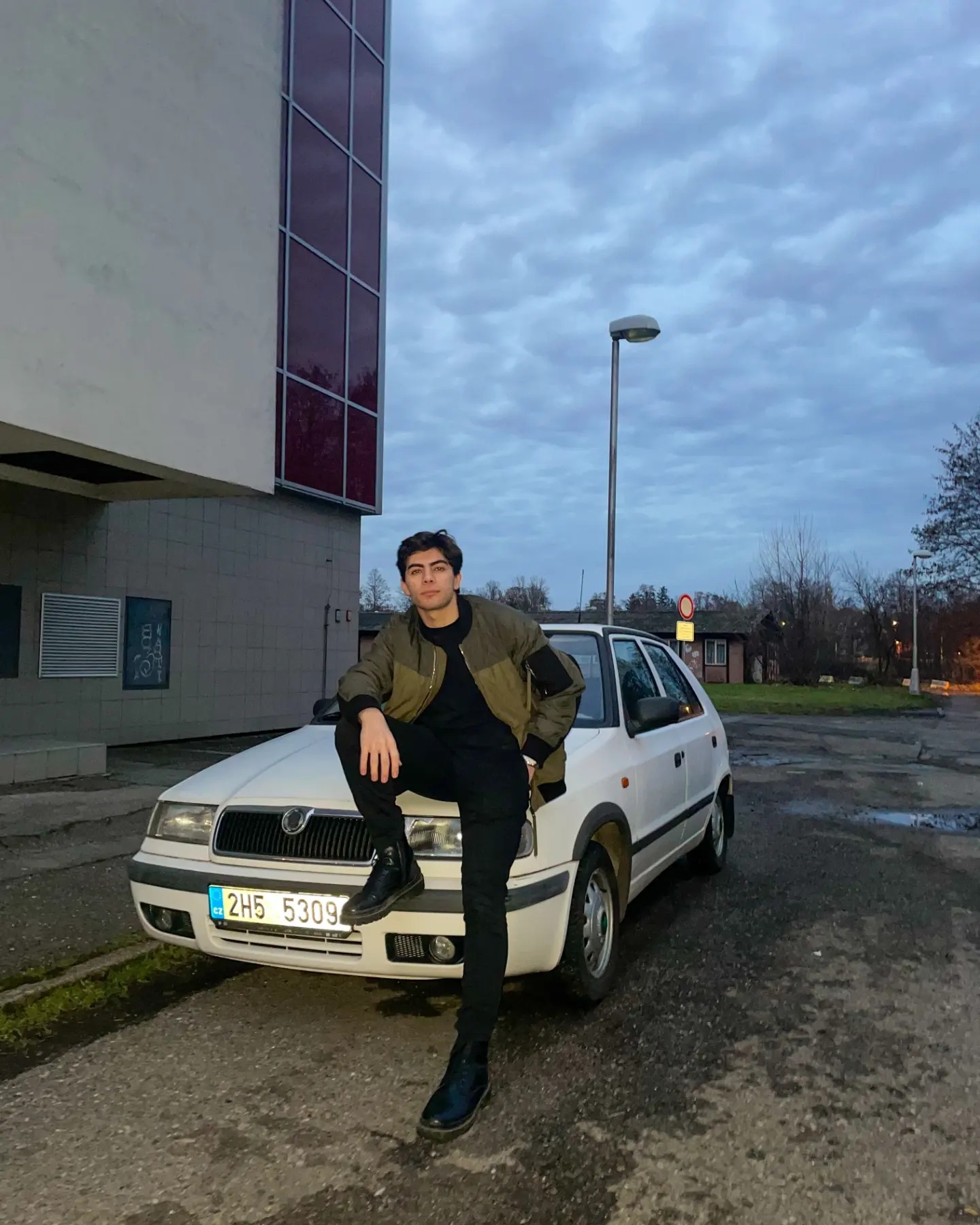 Husam — Model & Host in Hradec Kr&aacute;lov&eacute; photo 1