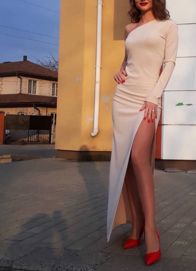 Daria — Model & Hostess in Haren photo 3