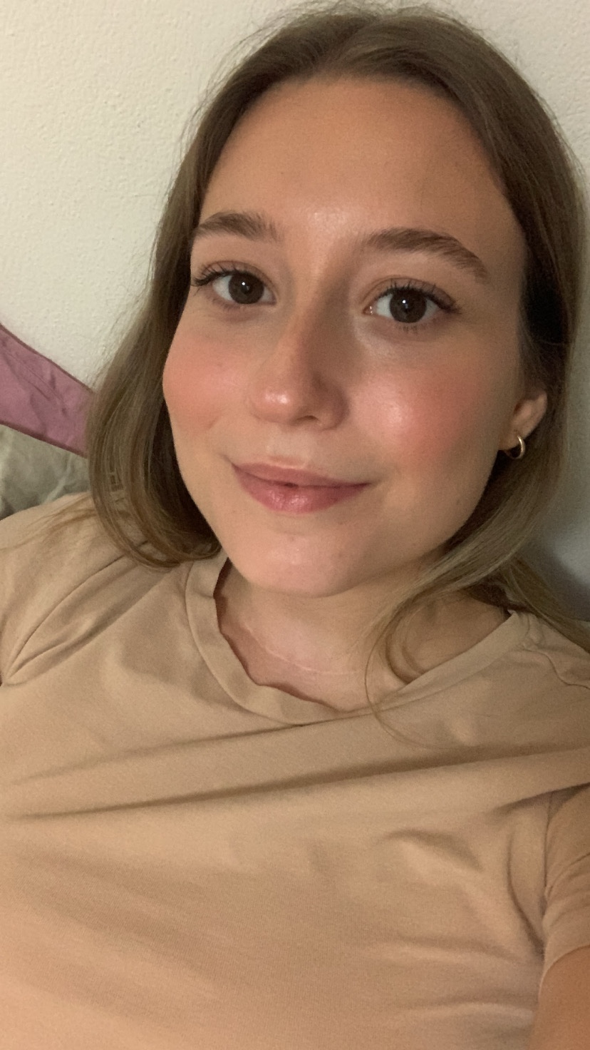 Carlotta — Model & Hostess in Bergen photo 1