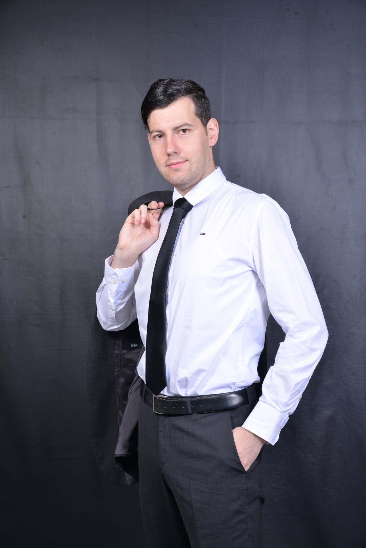 Nikola — Model & Host in Bg photo 2