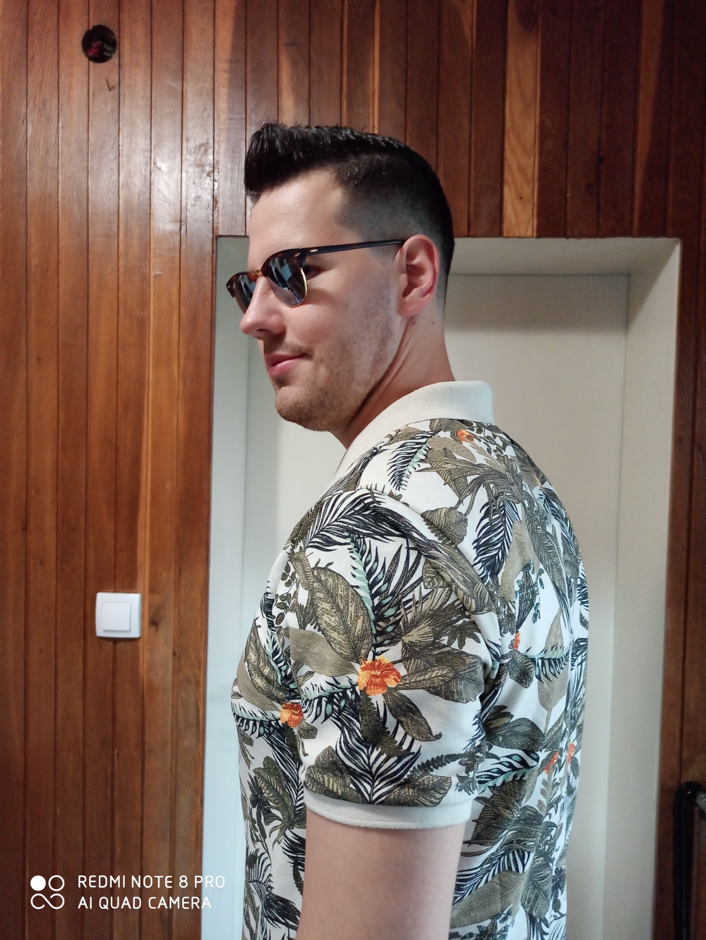 Nikola — Model & Host in Bg photo 28