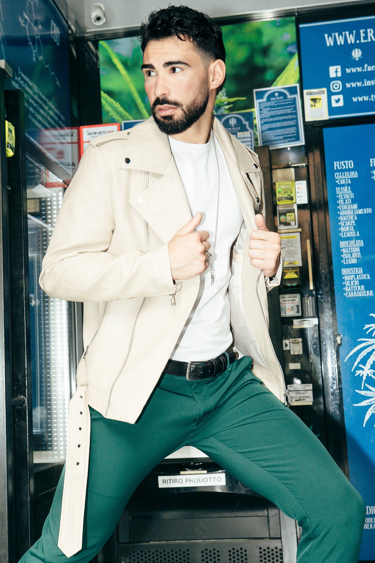 Antonio — Model & Host in Messina photo 5