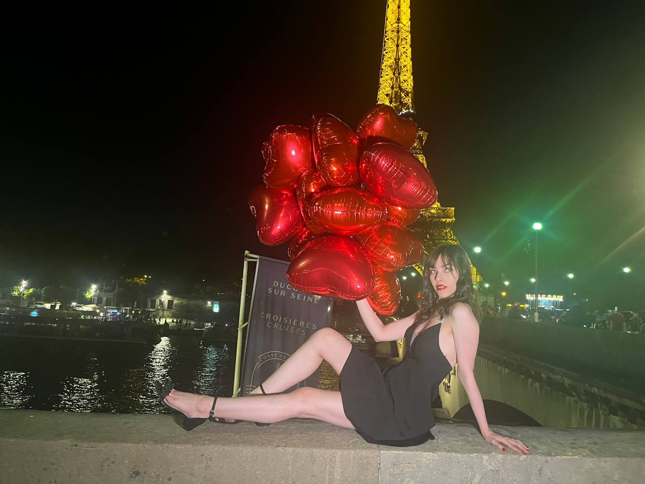 Elahe — Model & Hostess in Torino photo 10