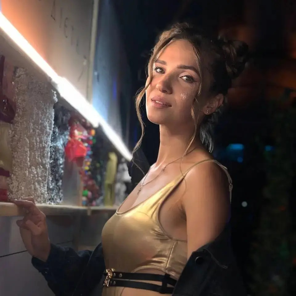 Anastasiia — Model & Hostess in Schotten photo 8