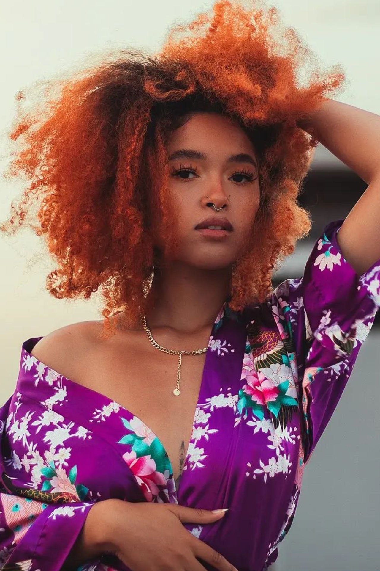 June — Model & Hostess in Saint-cyr-sur-loire photo 3