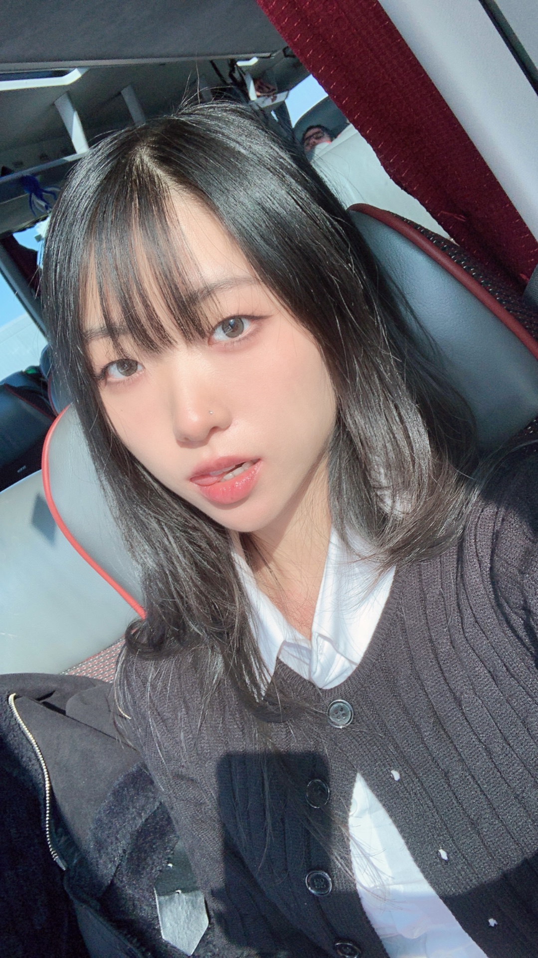 Yubin — Model & Hostess in Den Haag photo 1