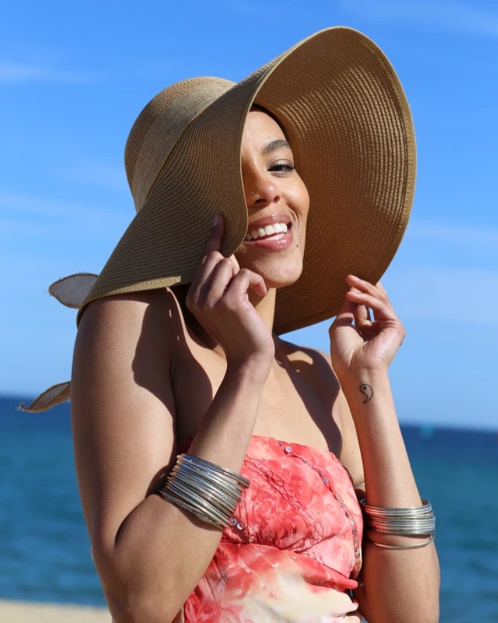 Tia — Model & Hostess in Barcelona photo 8