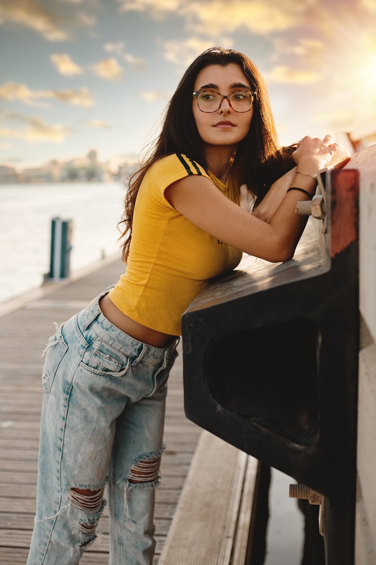 Maria — Model & Hostess in V photo 1
