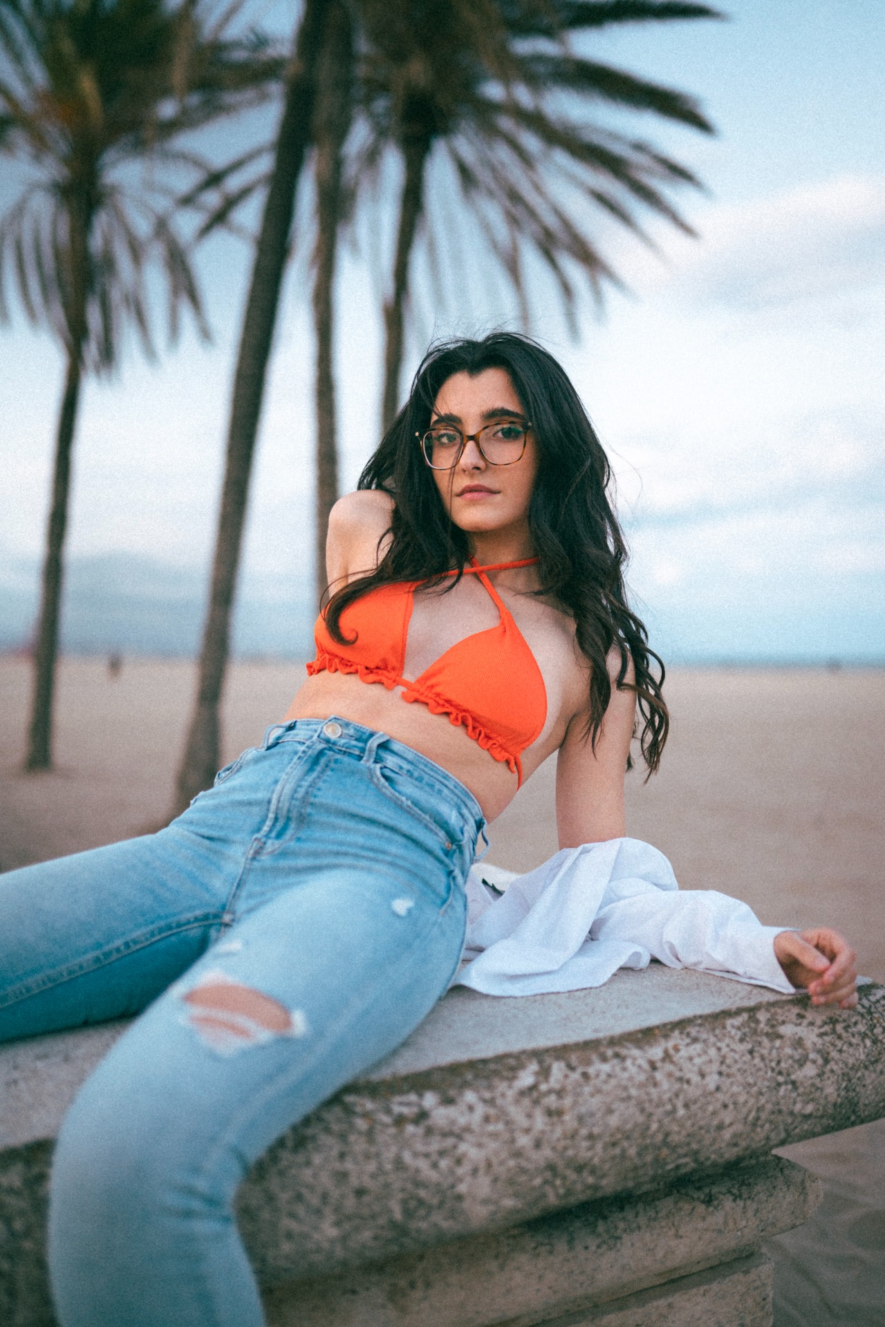 Maria — Model & Hostess in V photo 2