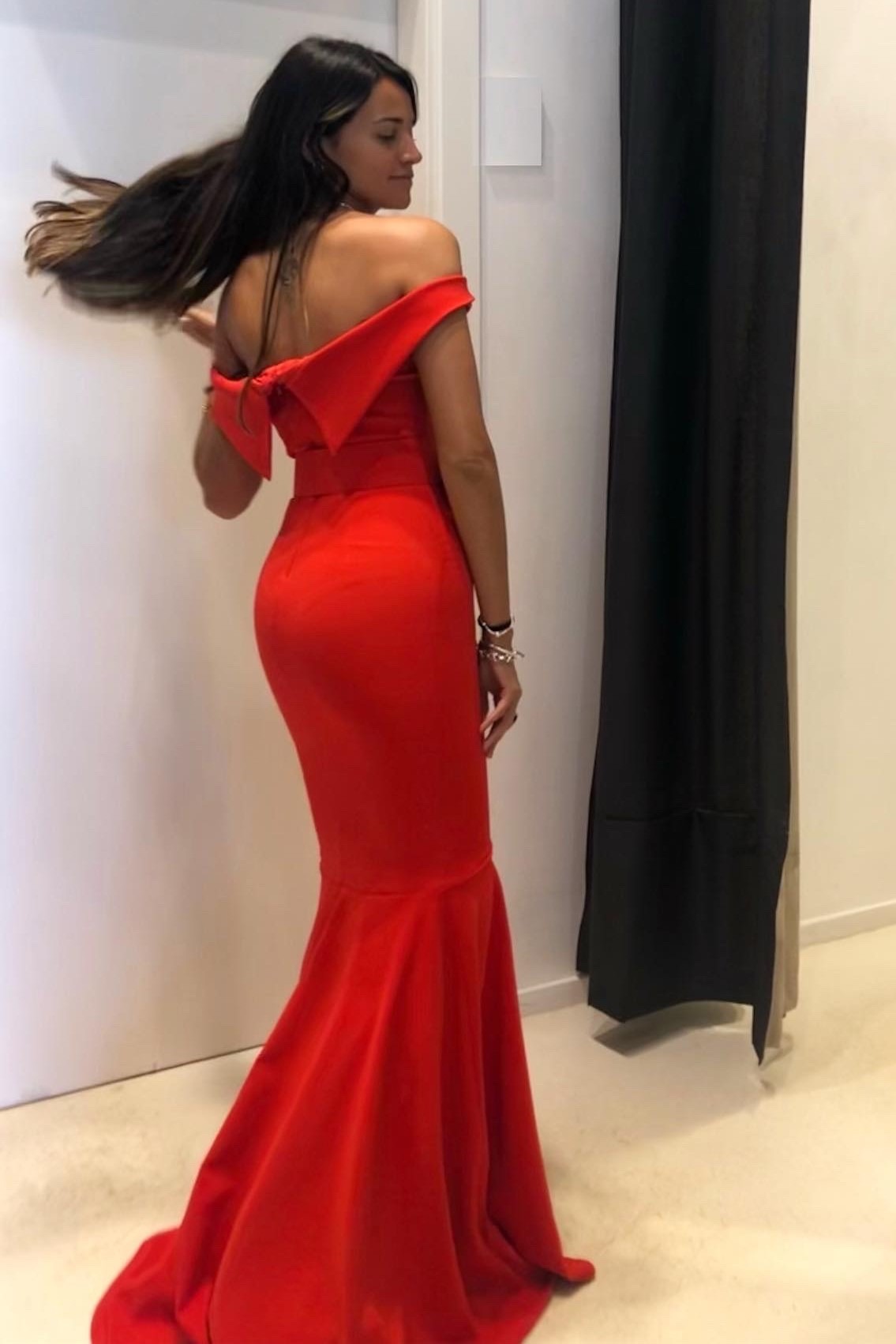 Maria Luciana — Model & Hostess in Sydney photo 1