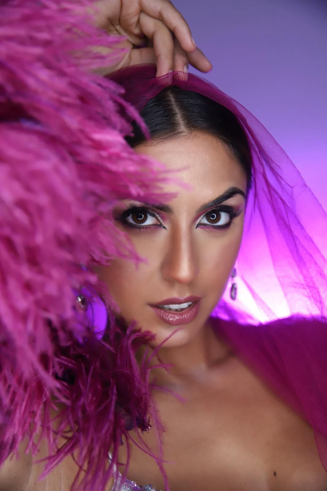 Fatima — Model & Hostess in Val&egrave;ncia photo 2