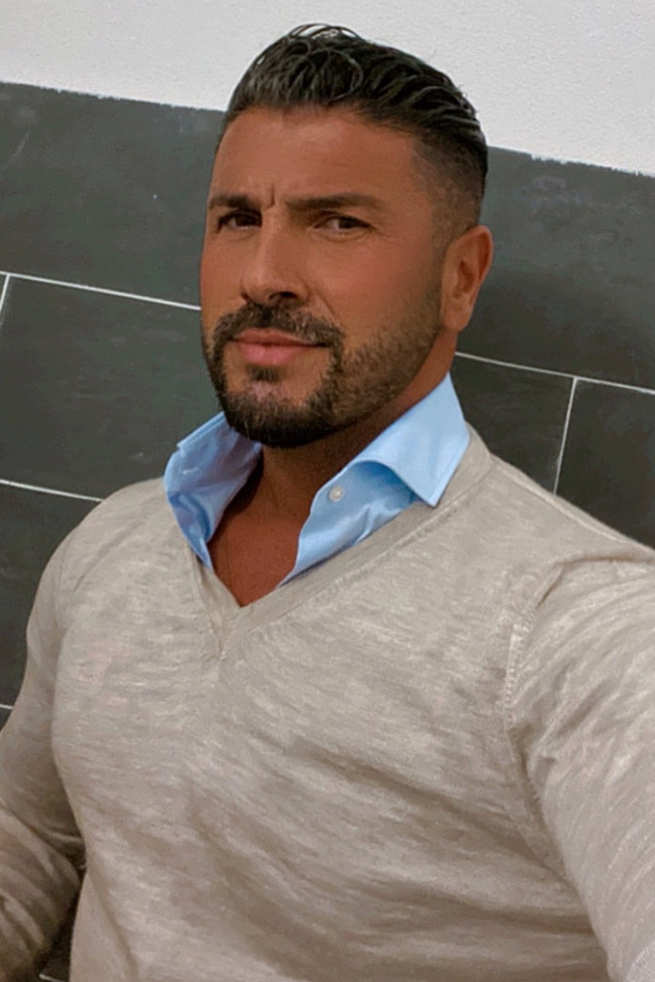 Michele — Model & Host in Milano photo 5