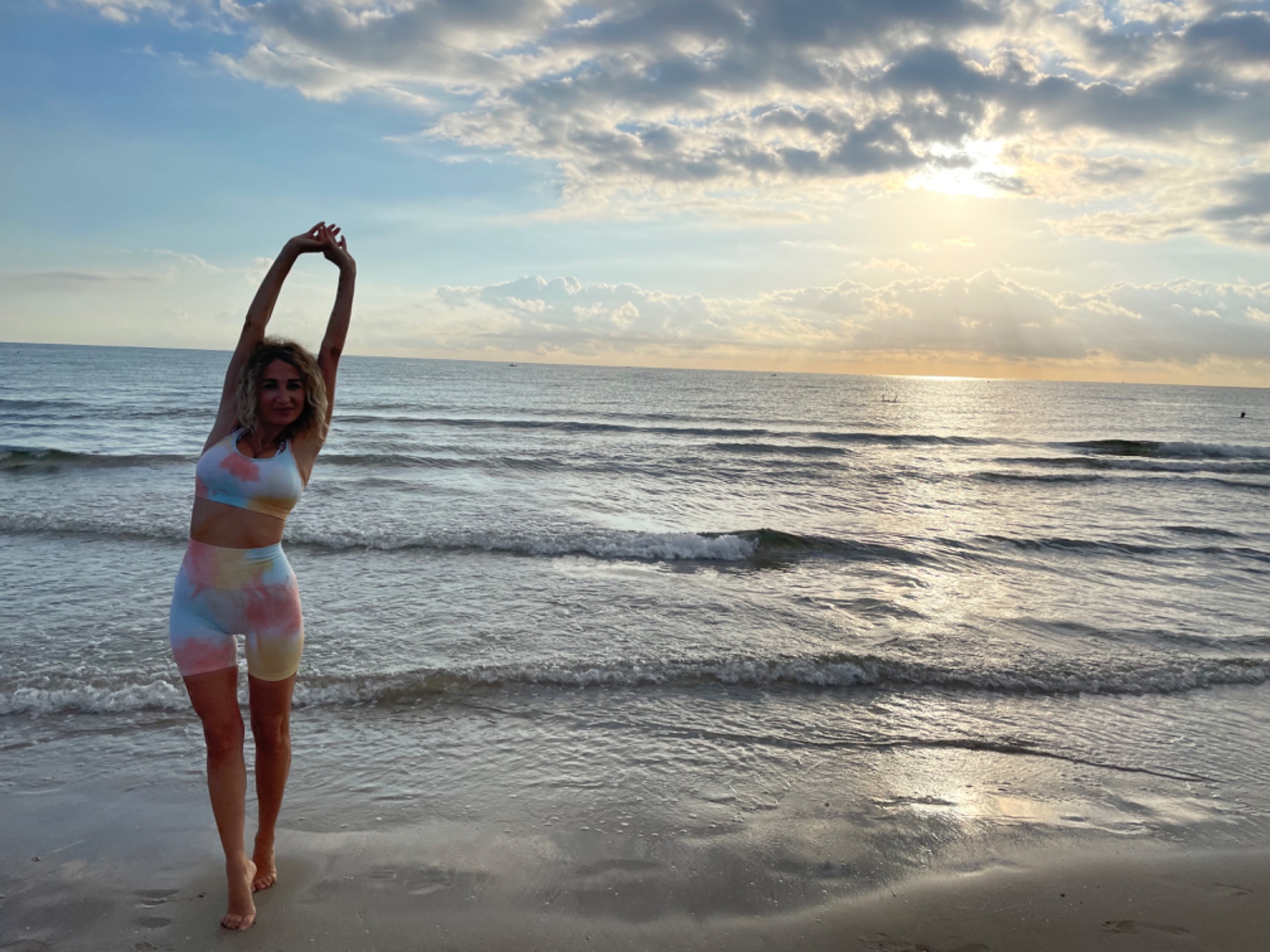 Elena — Model & Hostess in V photo 7