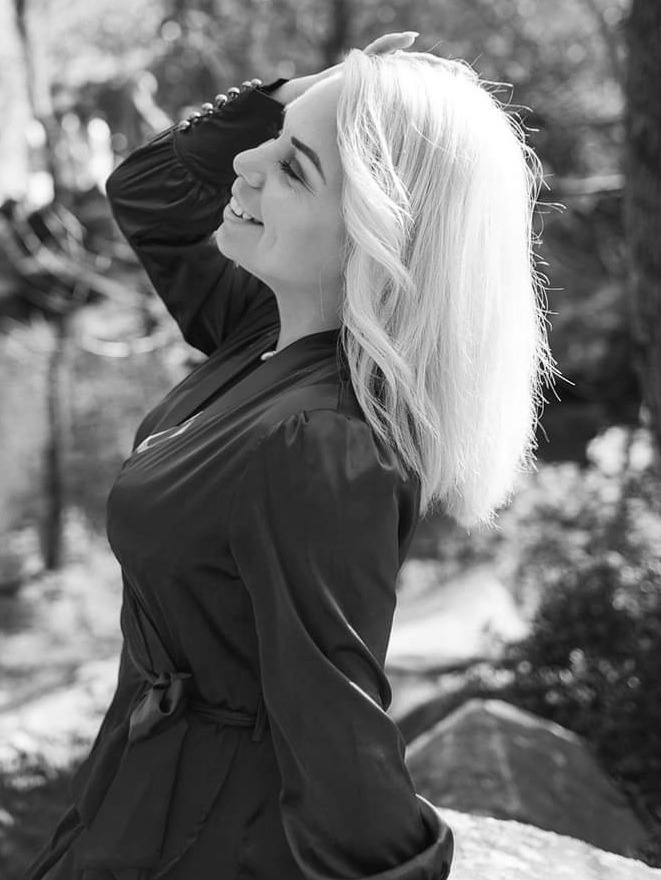 Yana — Model & Hostess in Vaughan photo 3