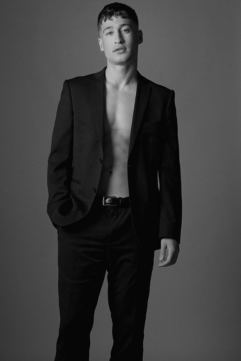 Omir — Model & Host in Malm&ouml; photo 4