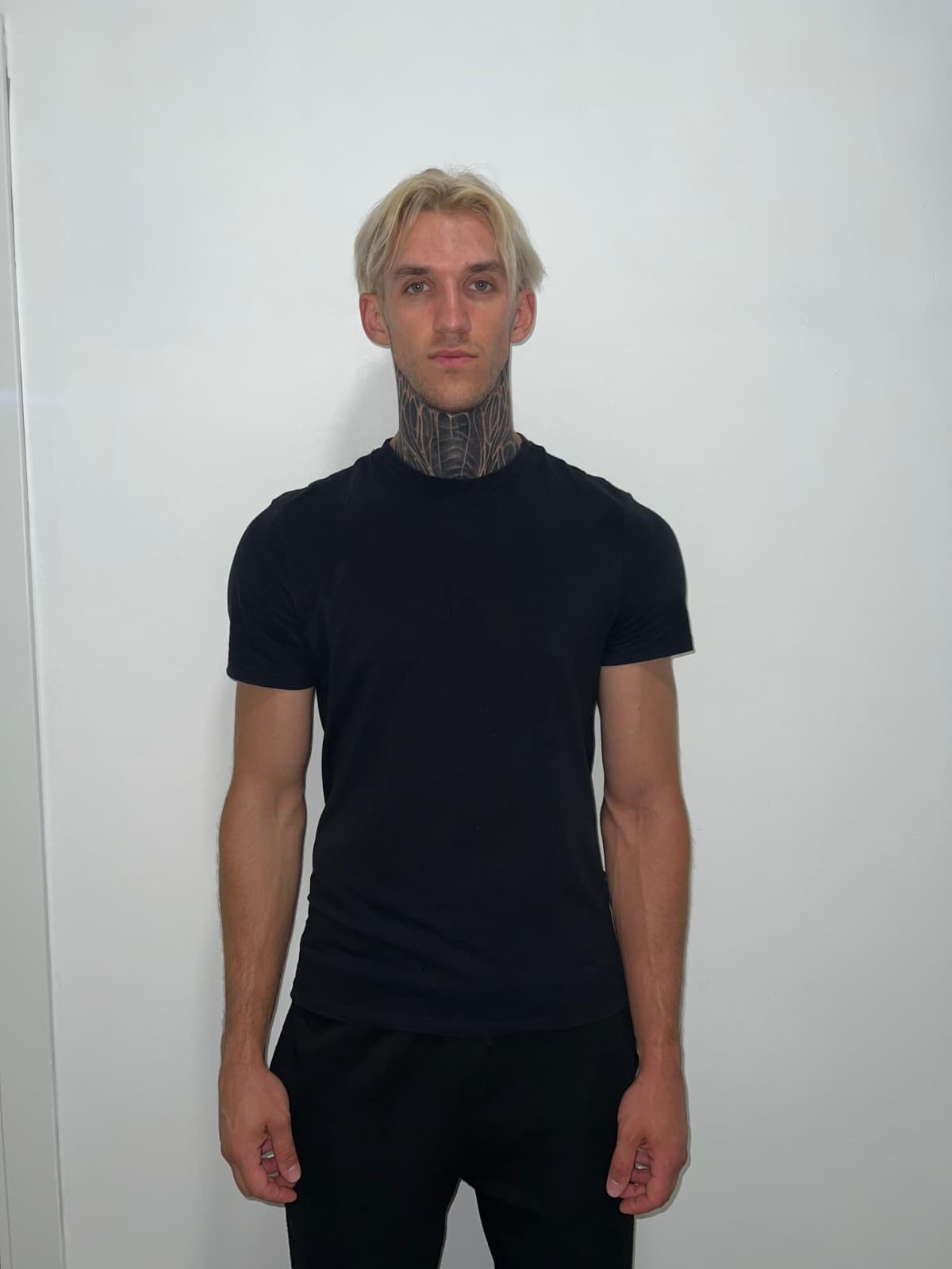 Ihor — Model & Host in Seregno photo 5