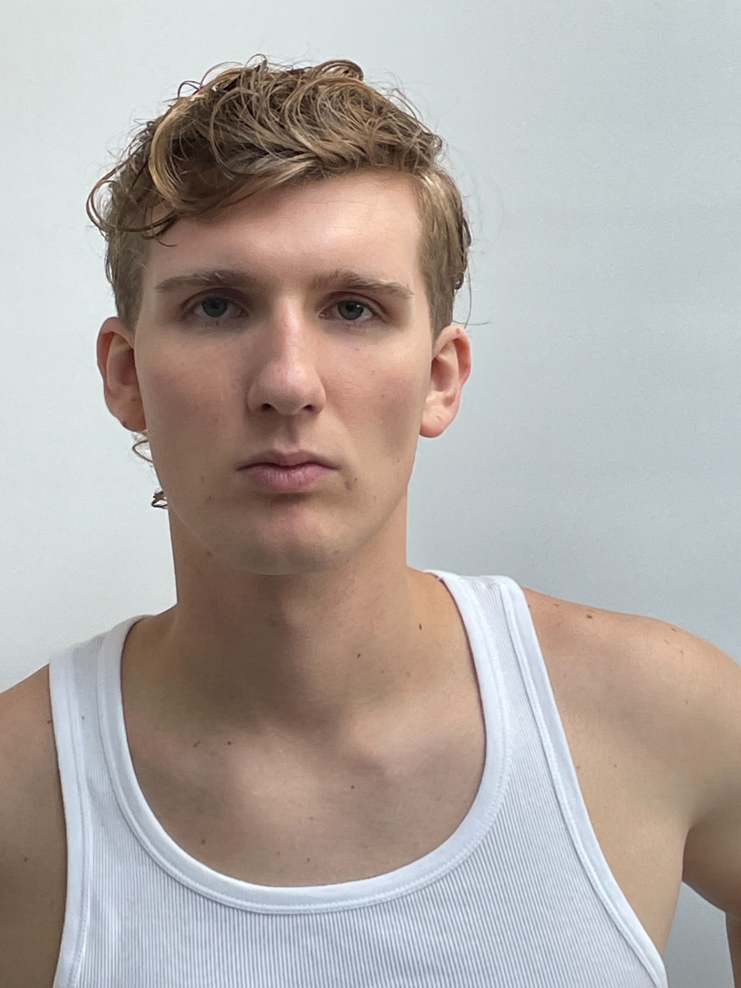 Lorenzo Cobalchini — Model & Host in Breganze photo 4