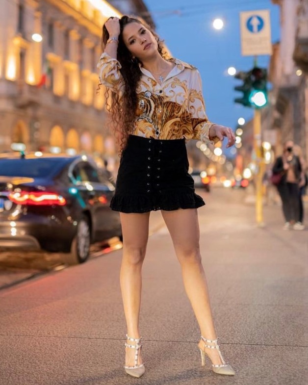 Jasmine — Model & Hostess in Milano photo 1