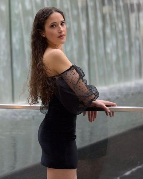 Jasmine — Model & Hostess in Milano photo 6