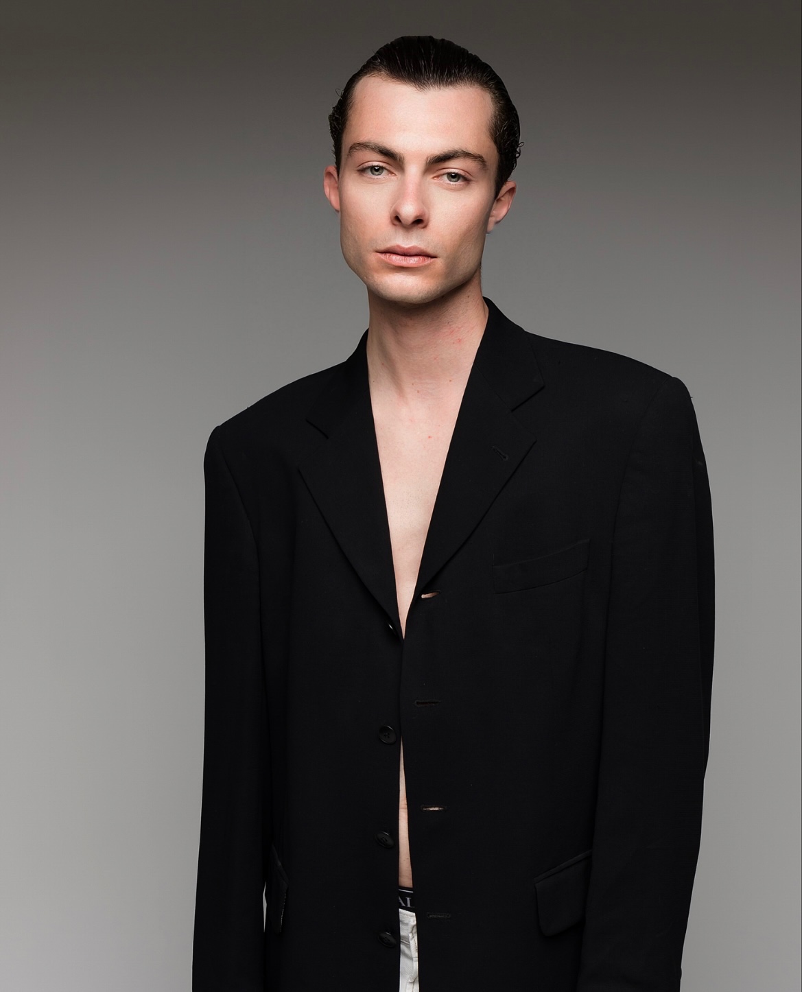 Matthias — Model & Host in Saint-genis-laval photo 2