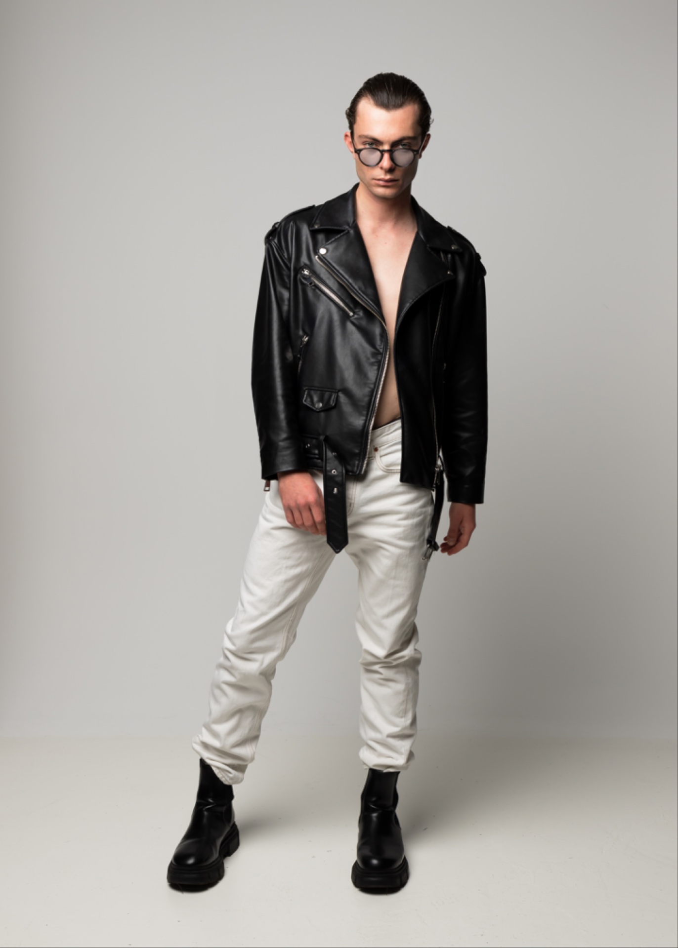 Matthias — Model & Host in Saint-genis-laval photo 4