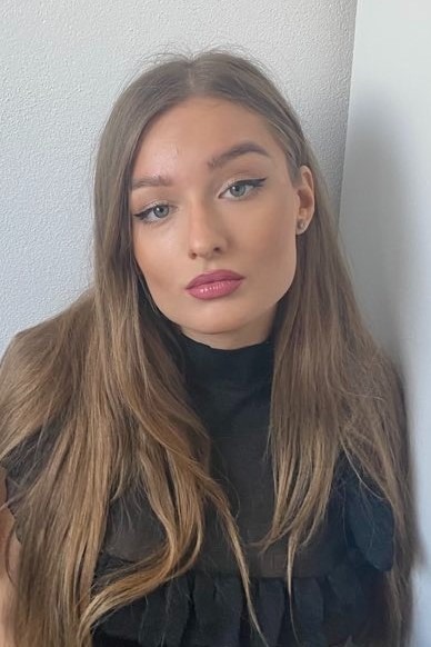 Nat&aacute;lia — Model & Hostess in Nov&eacute; Z&aacute;mky photo 4