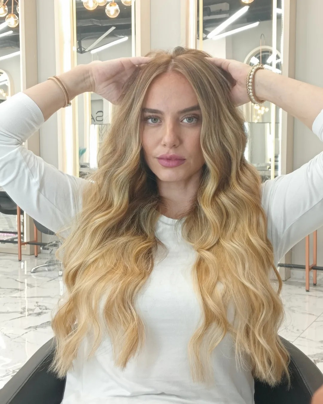 Bahar — Model & Hostess in Bayrampaşa photo 1