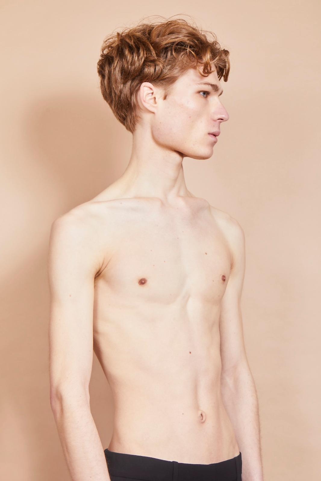 Pierre-louis — Model & Host in Meaux photo 7