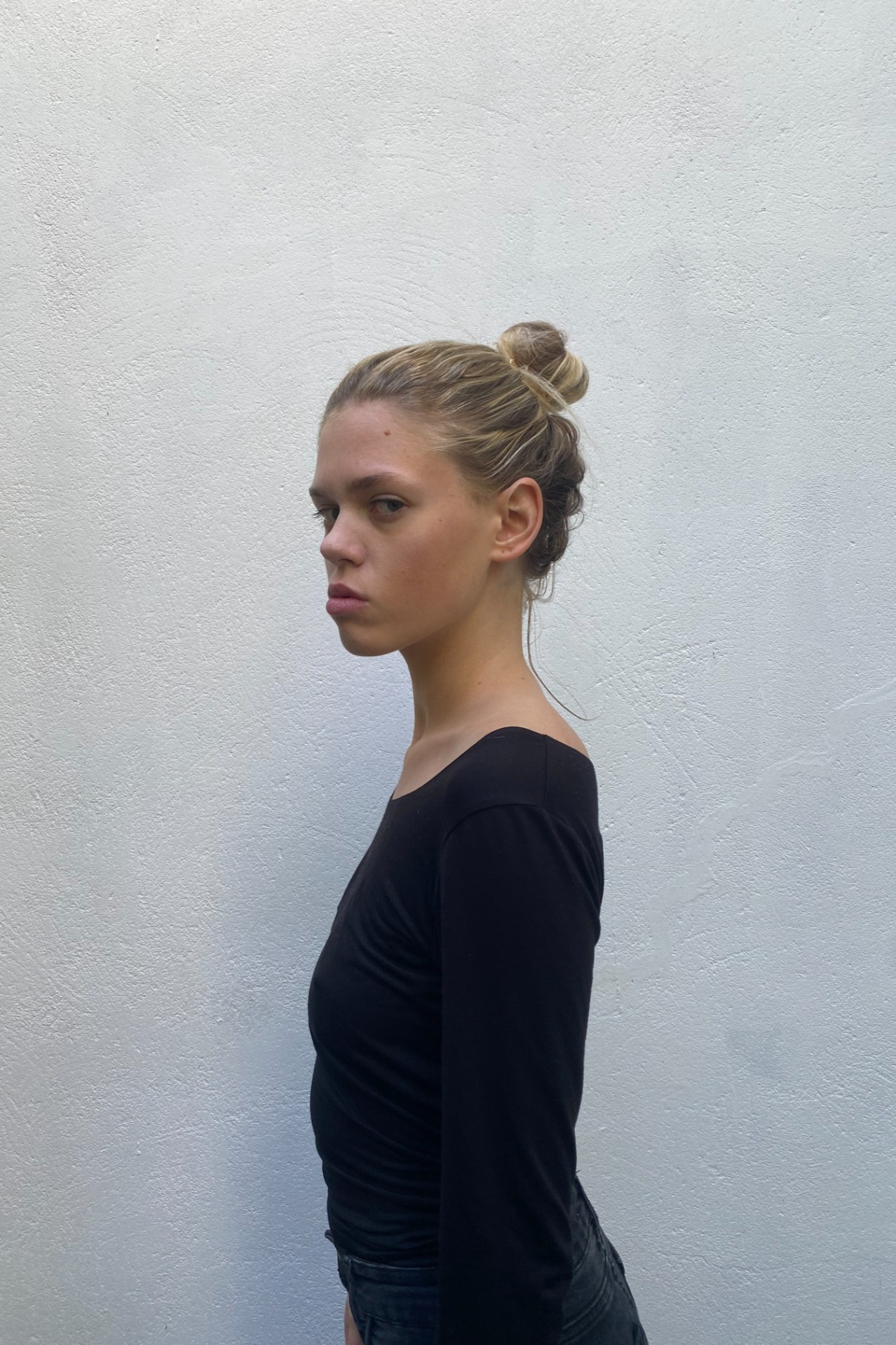 Enia — Model & Hostess in Paris photo 1