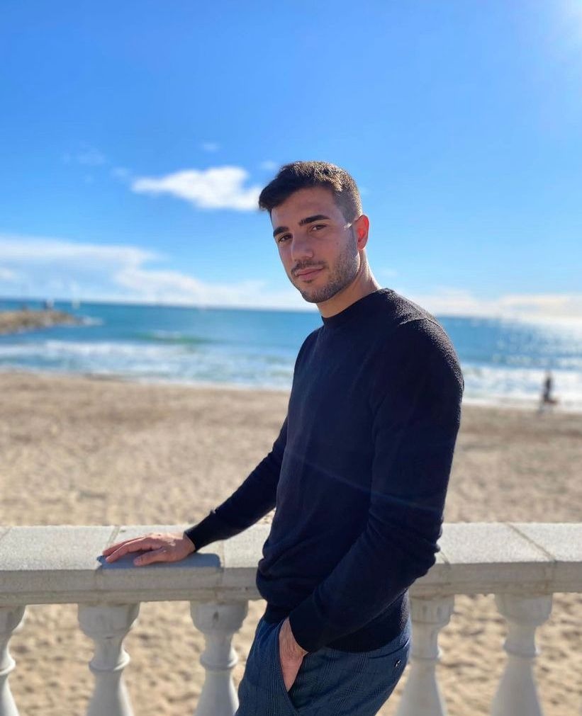 Mart&iacute; — Model & Host in Vilafranca Del Pened&egrave;s photo 2