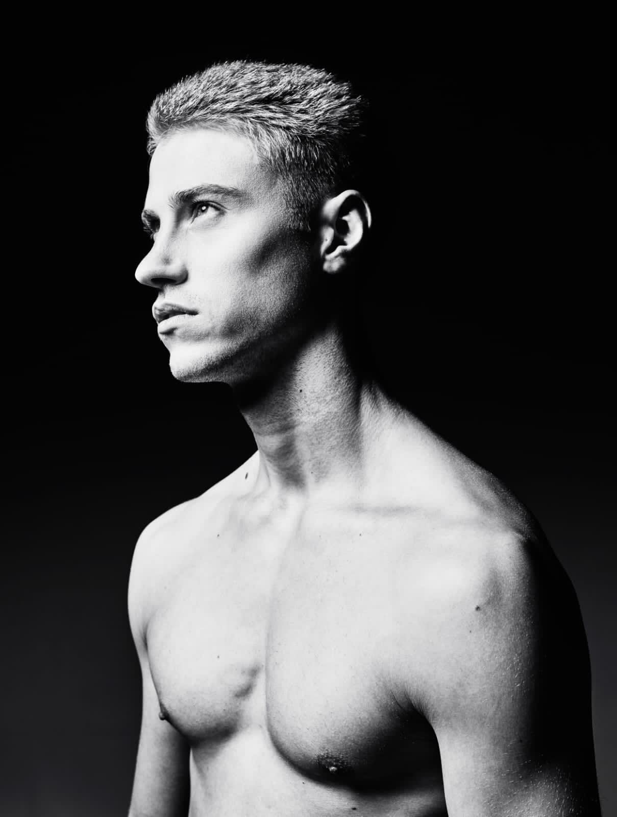 Luis — Model & Host in Collado Villalba photo 16