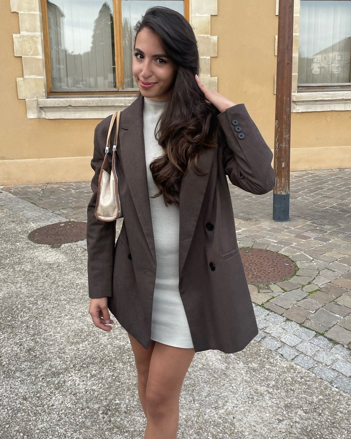 Meryem — Model & Hostess in Paris photo 1