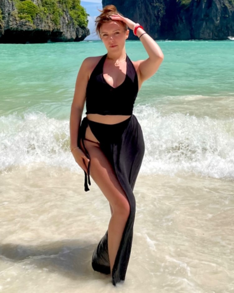 Sarah — Model & Hostess in Villejuif photo 1