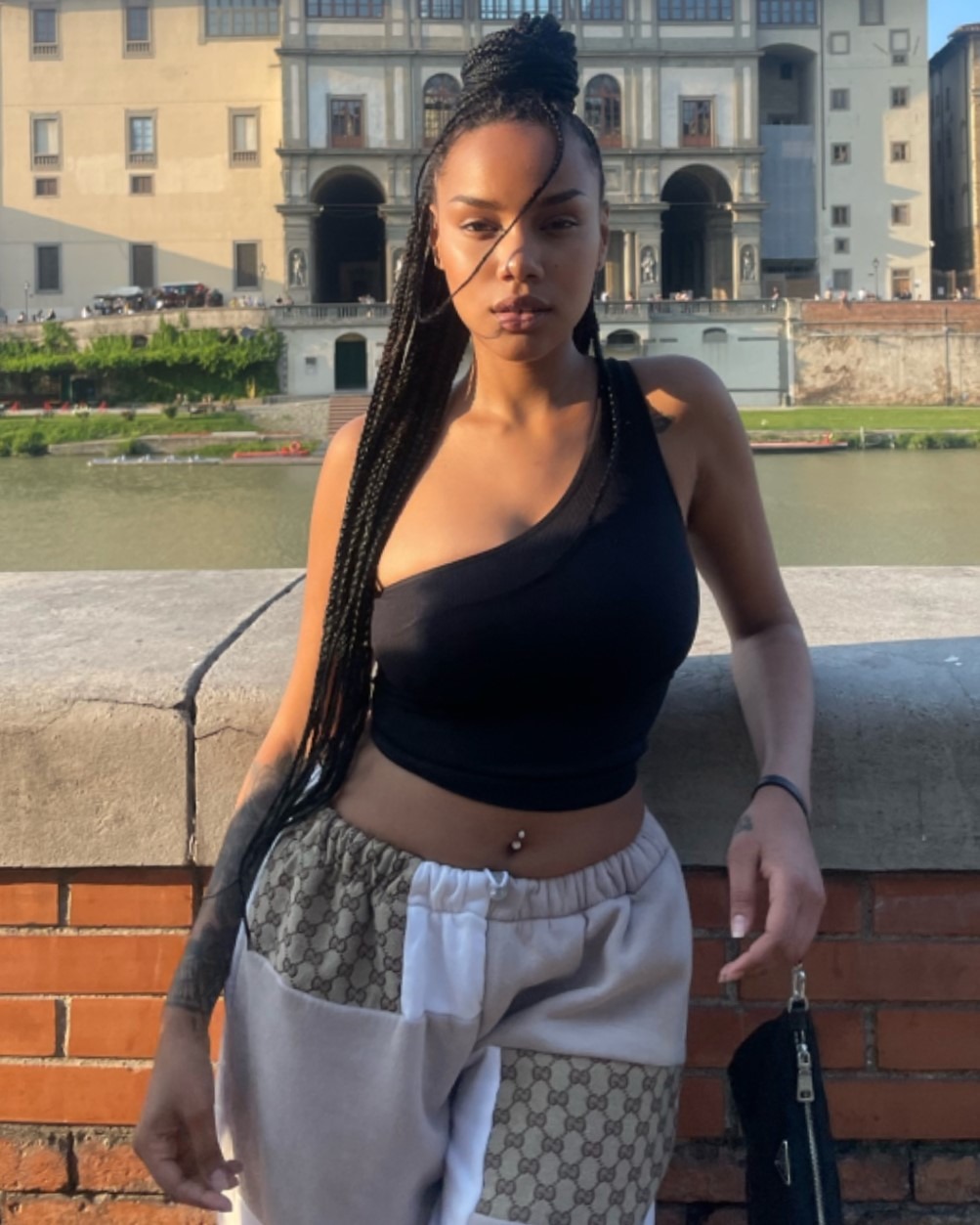 SAMANTHA LUISA — Model in Firenze | Eye On Model