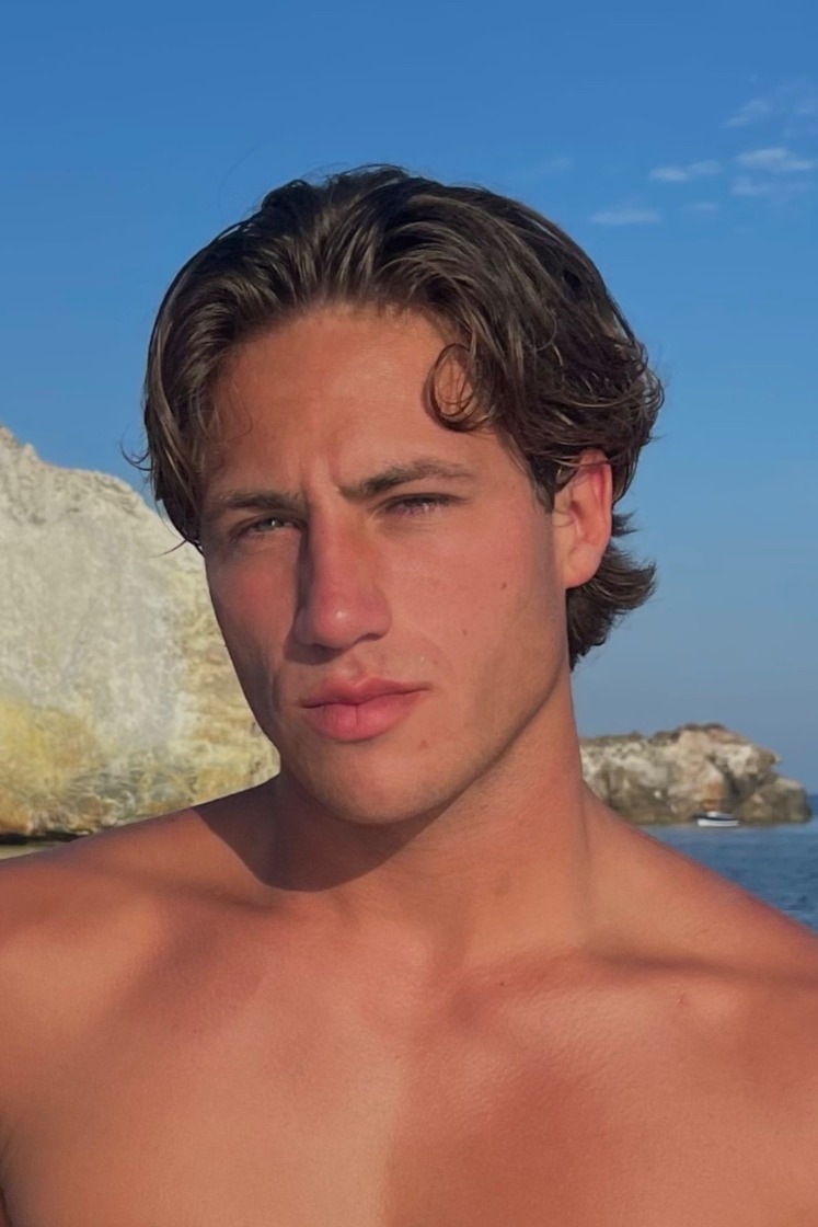 Pietro — Model & Host in Trezzano Sul Naviglio photo 4