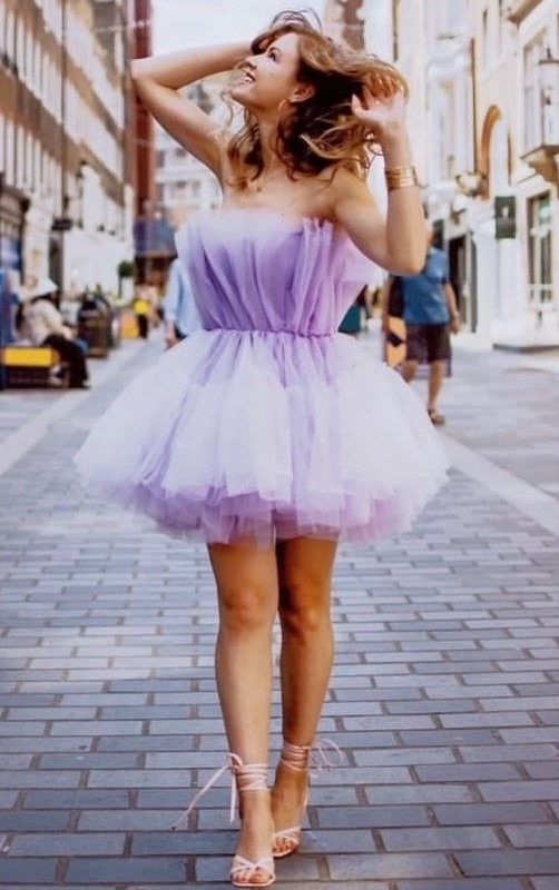 Kate — Model & Hostess in Greater London photo 5