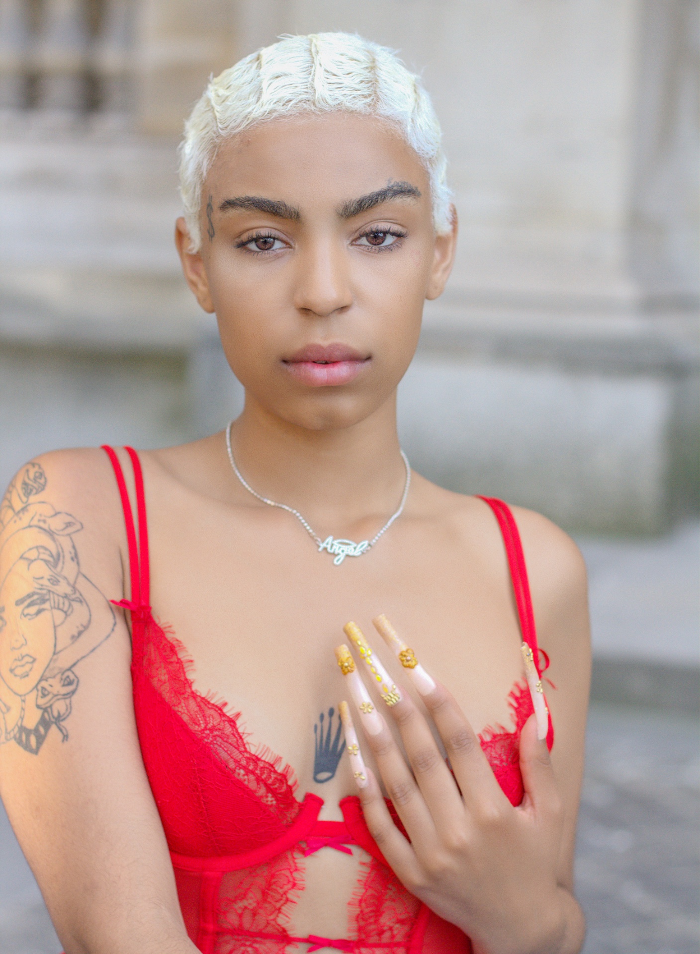 Paloma — Model & Hostess in Bruy&egrave;res-le-ch&acirc;tel photo 3