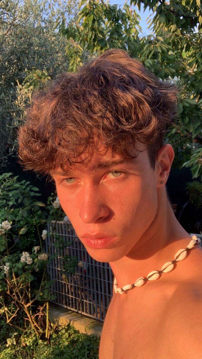 Leonardo — Model & Host in Castel Rozzone photo 4