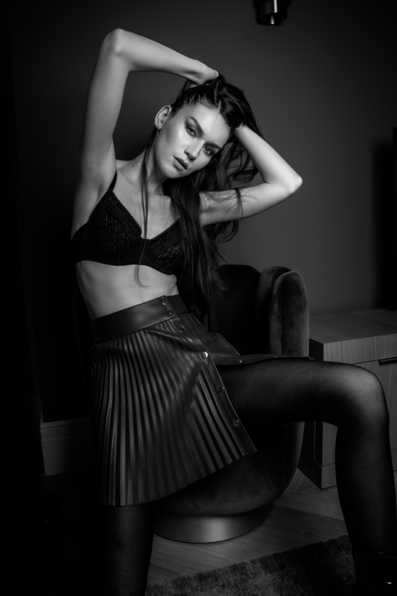 Marcy — Model & Hostess in Paris photo 1