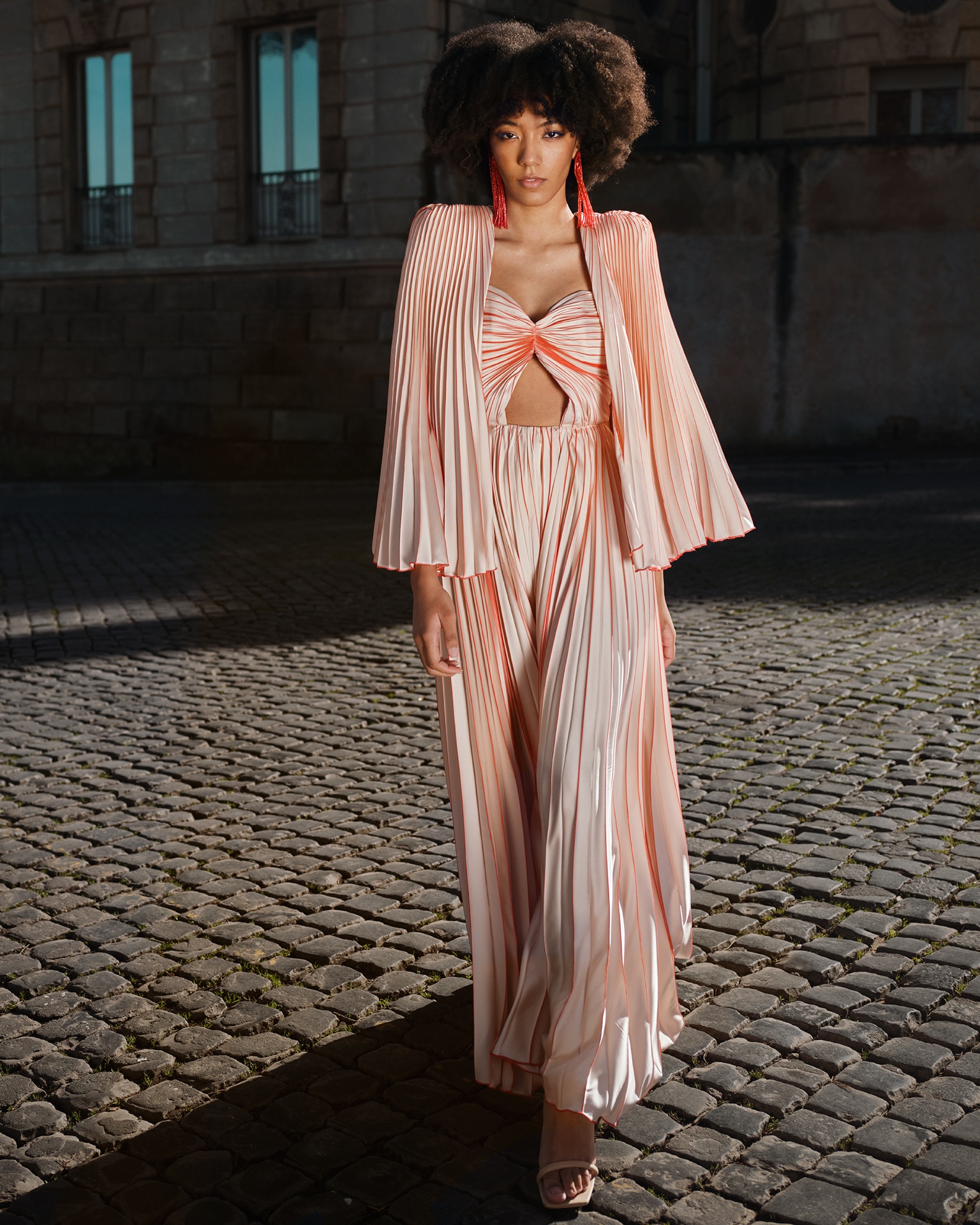 Evana — Model & Hostess in Combs-la-ville photo 4