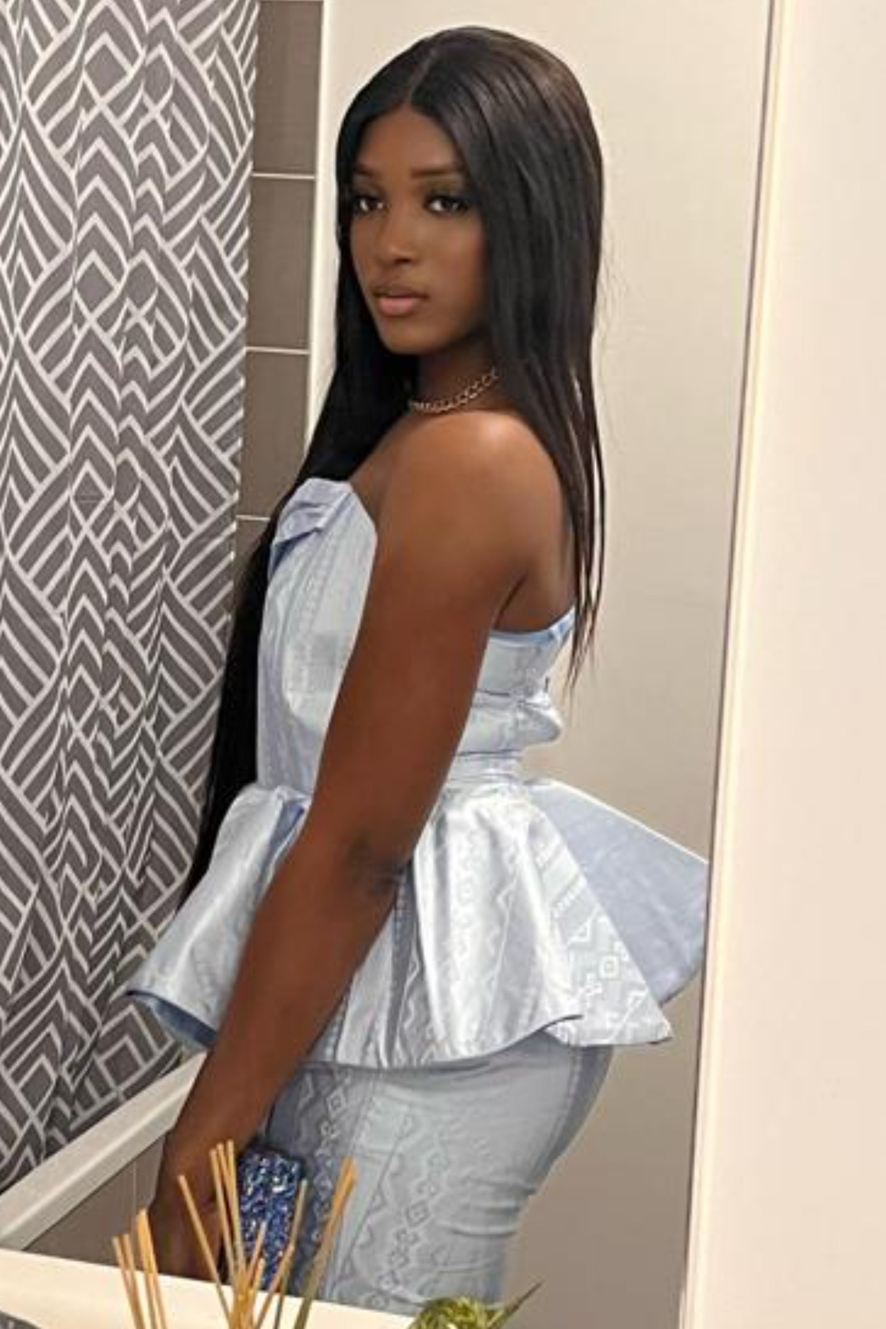 Adja Marieme — Model & Hostess in Pessac photo 1