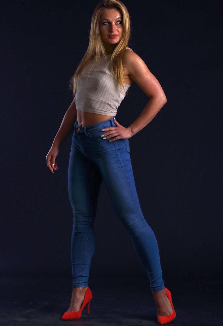 Judyta — Model & Hostess in Rijsenhout photo 9
