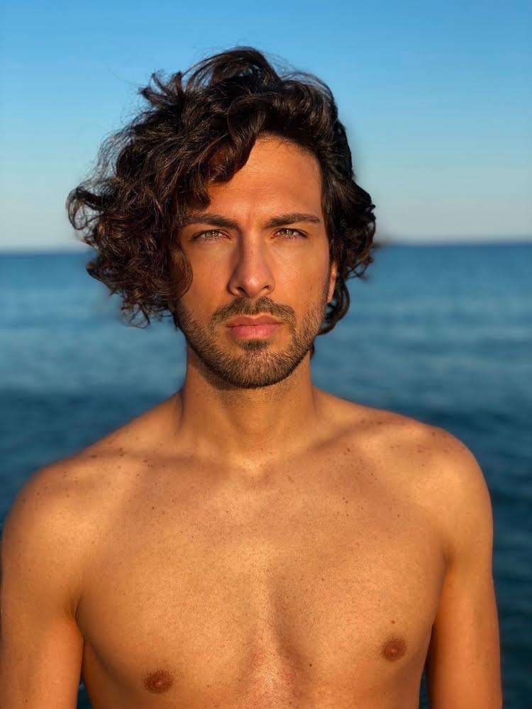 Gianpiero — Model & Host in Chirignago-zelarino photo 4