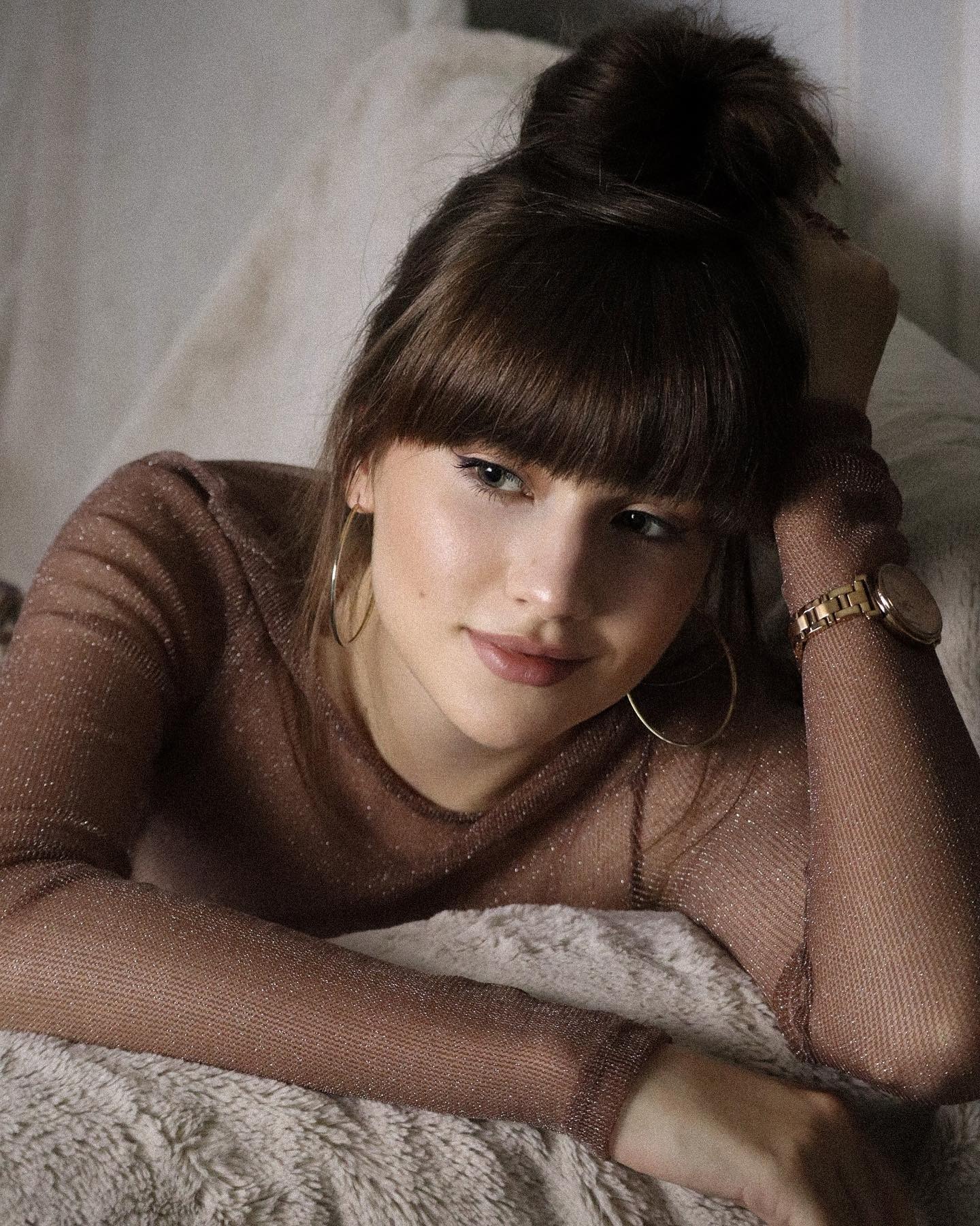 Violett — Model & Hostess in Greater London photo 4