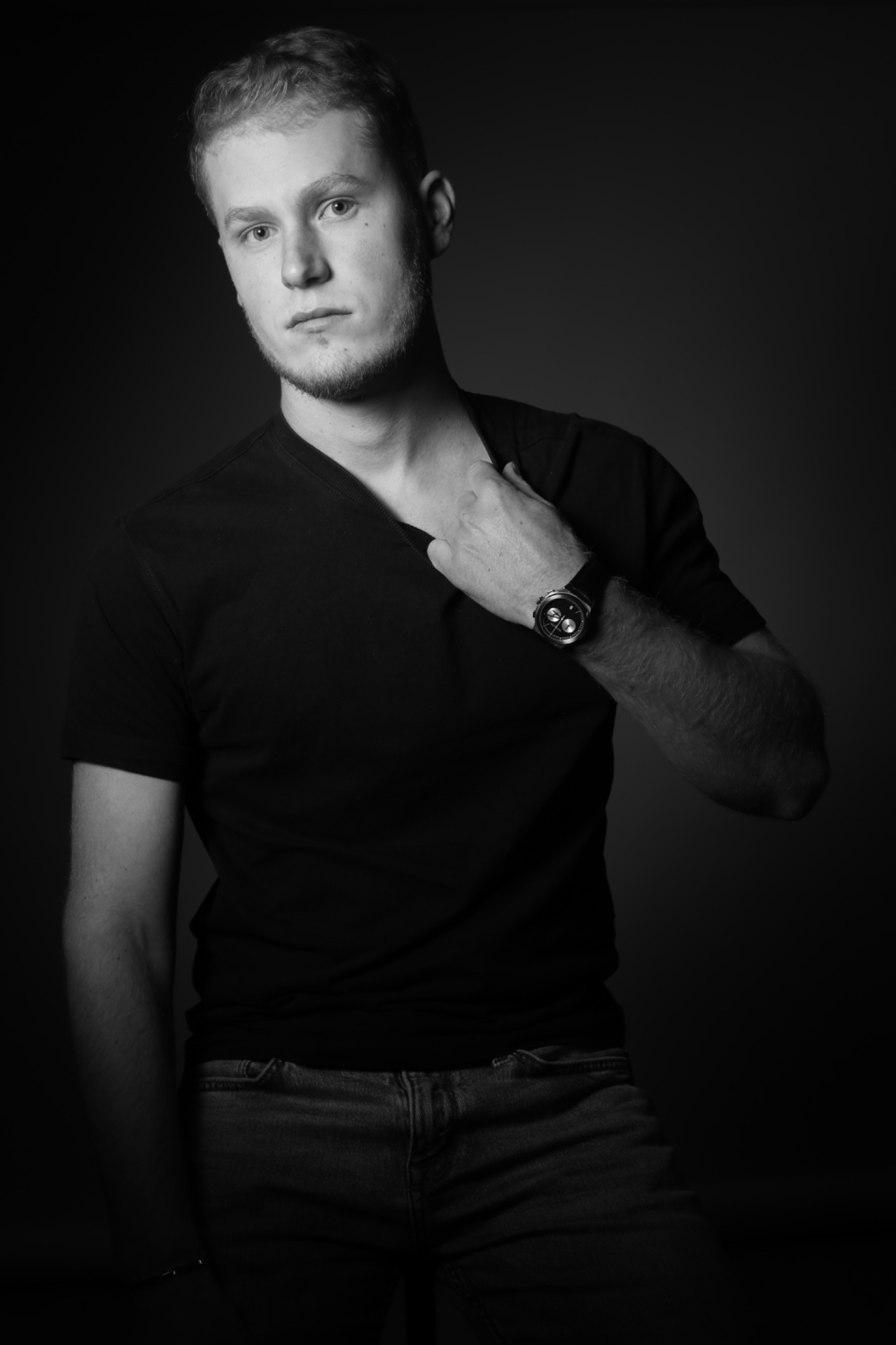 Remy — Model & Host in Marseille photo 3