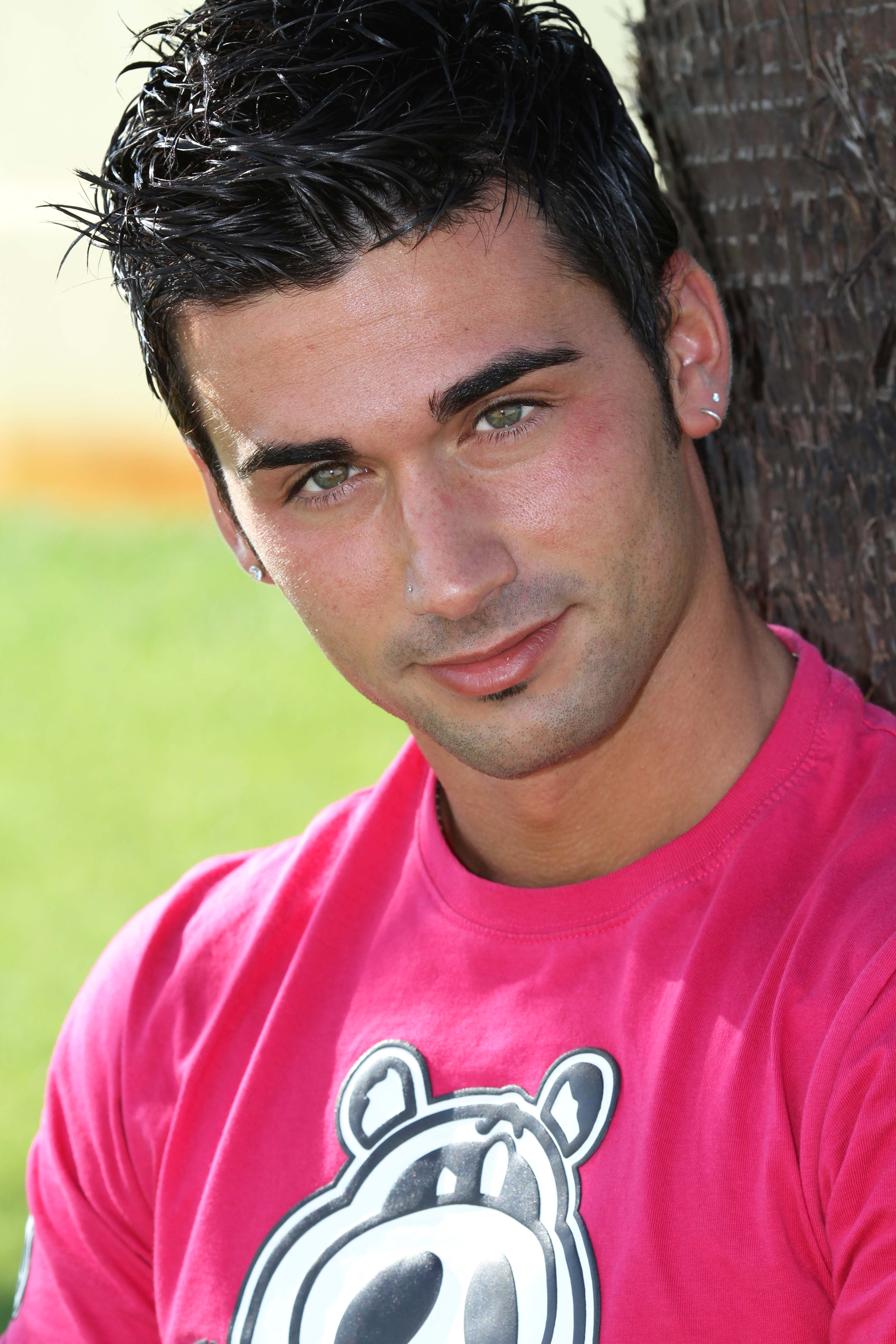 Leonardo — Model & Host in Macerata photo 3