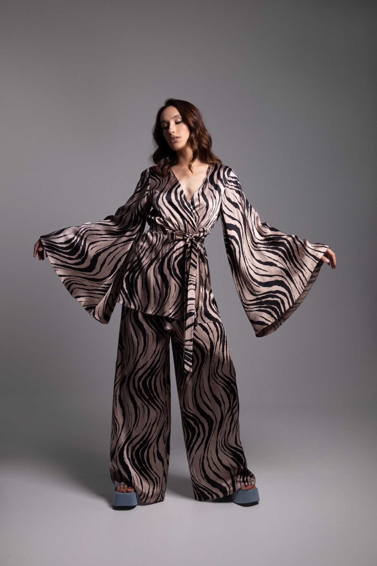 Nina — Model & Hostess in Germasogeia photo 9