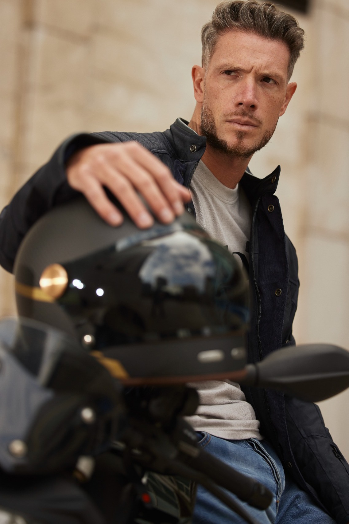 Adri&aacute;n Manuel — Model & Host in Madrid photo 14