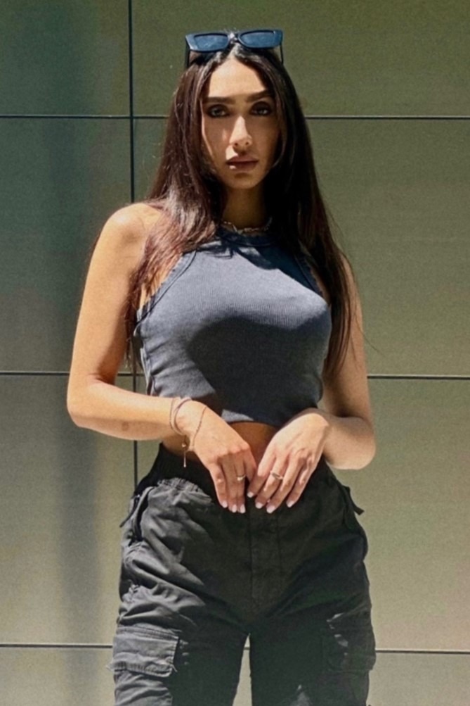 Nour — Model & Hostess in M&uuml;nchen photo 3